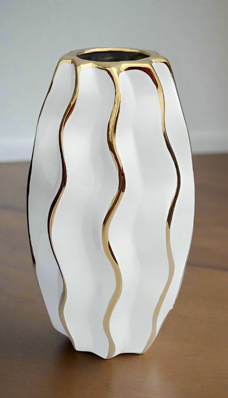 Furaha Finds Creative Ceramic Flower Vase for Indoor & Outdoor Decor  