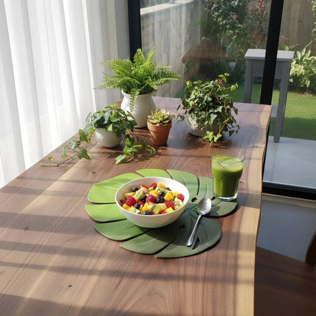 Monstera Leaf Table Mats Set of 6 Green Eco-Friendly Heat Resistant Placemats Kitchen & Dining Placemats