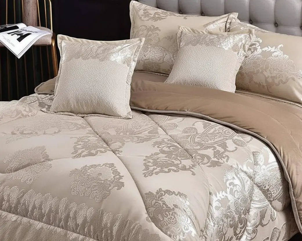 Silk Duvet Set – 6x7 with Fleece Bedsheet & 4 Pillowcases Bedding Bedding Sets