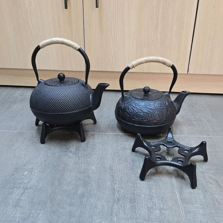 Japanese Cast Iron Tetsubin Kettle 1600ml Hobnail Rope Handle with Trivet Stand Kitchen & Dining Stovetop Kettles