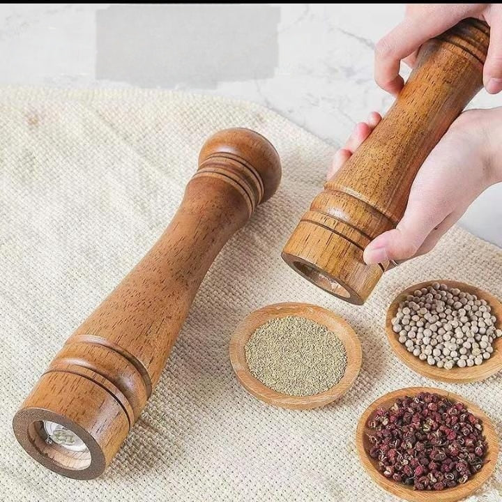 Wooden Portable Spice and Pepper Grinder Efficient and Easy to Use