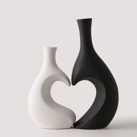 Love Heart Interlocking Ceramic Vase Set Matte Black White Set of 2 Home & Garden Vases
