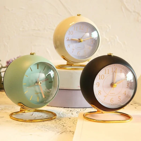 Silent Non-Ticking Retro Vintage Alarm Clock with Night Light Gold Stand Round Mini Home & Garden Alarm Clocks