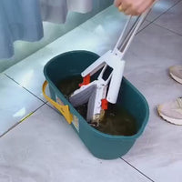 Furaha Finds Self-Squeezing Sponge Mop

