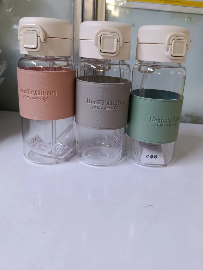 High Quality Acrylic Water Bottle with Straw 500ml Kitchenware Water Bottles
