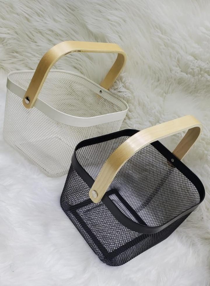 Storage and Fruit Basket with Bamboo Handles – Black and White