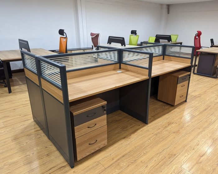 4 Person Modular Office Workstation Desk with Storage Cabinets