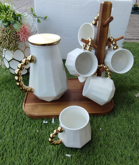 Luxurious Tea Set with Golden Handle, Bamboo Holder and Tray – 6 Cups + 1 Kettle