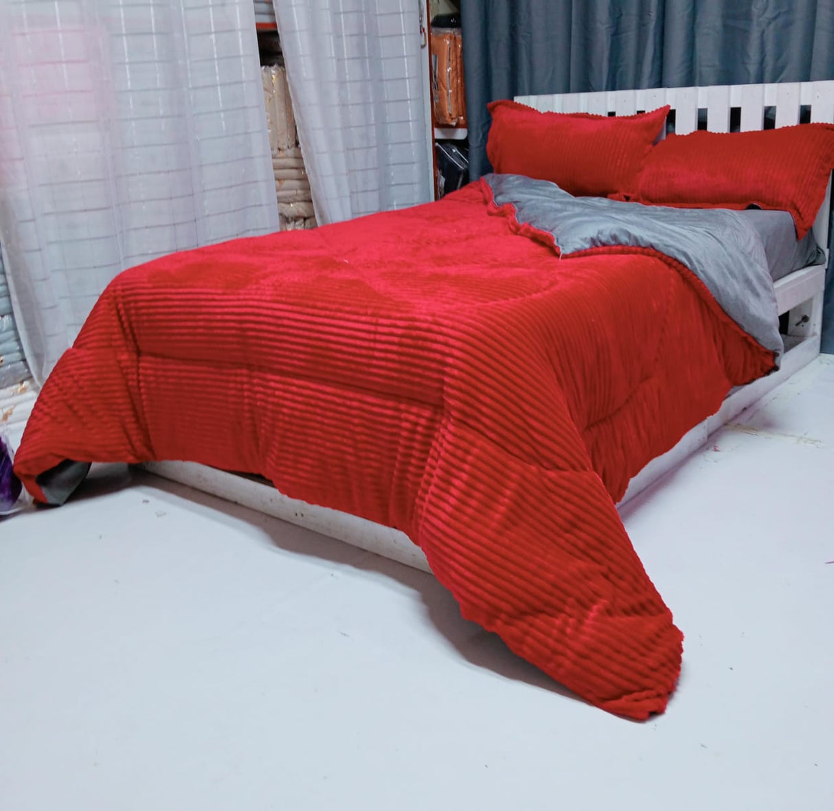 High-Quality Velvet Duvet Set TC/Weaver 6x6 with Bedsheet and Pillowcases