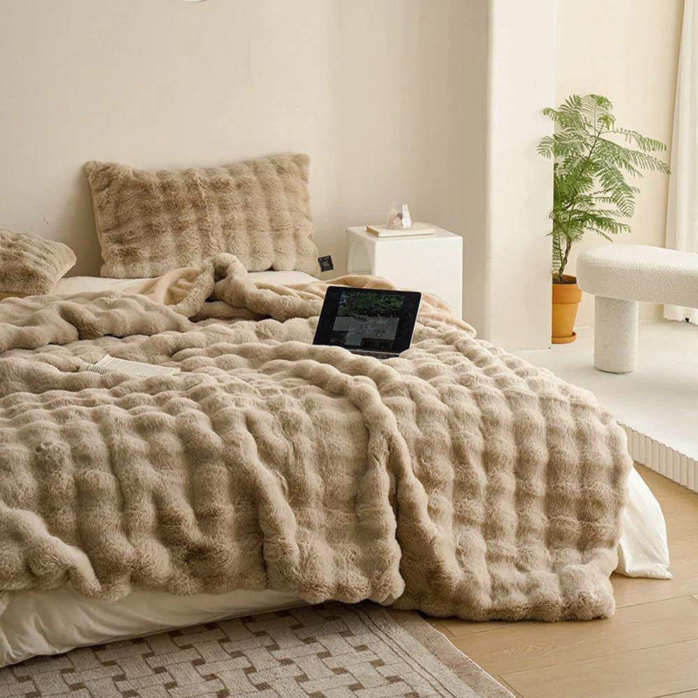 Luxurious Double Layer Faux Furry Bubble Blanket 180×200cm beddings Blankets