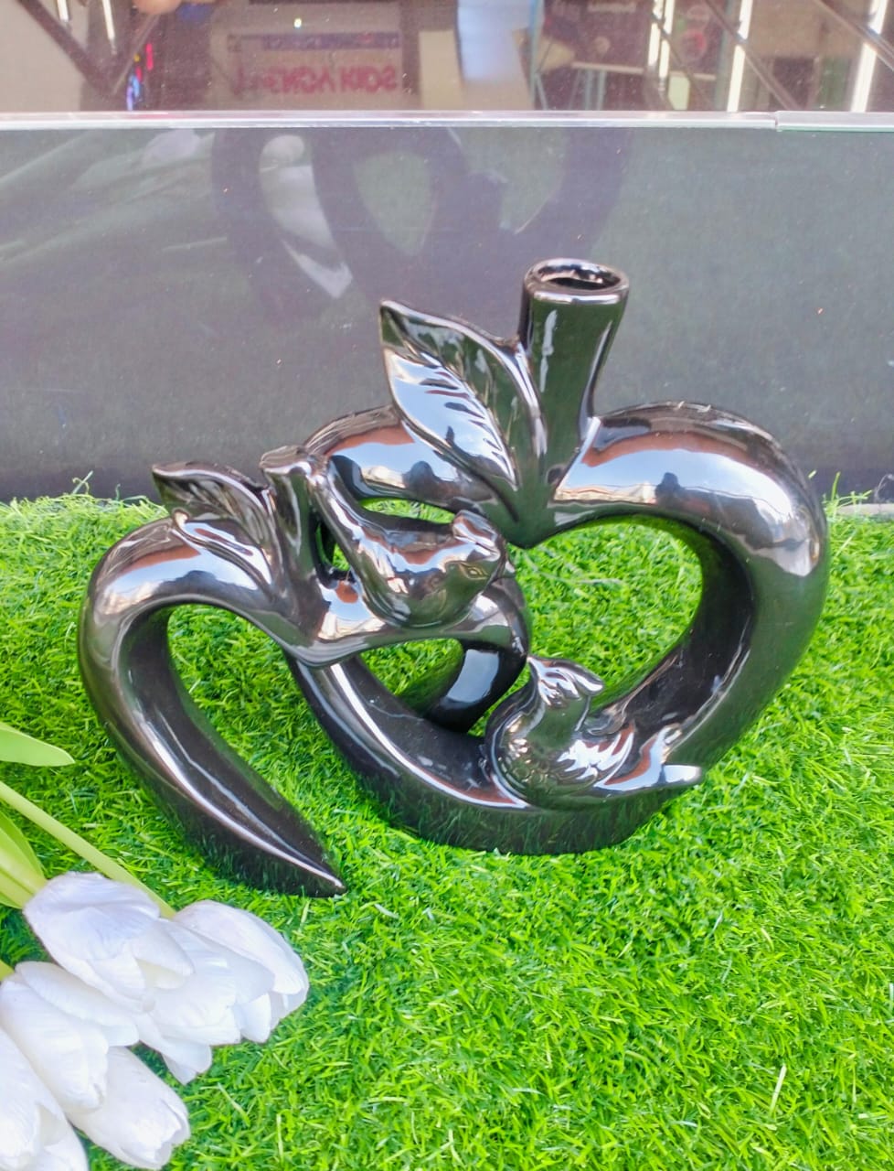 Luxurious Ceramic Vases Unique and Elegant