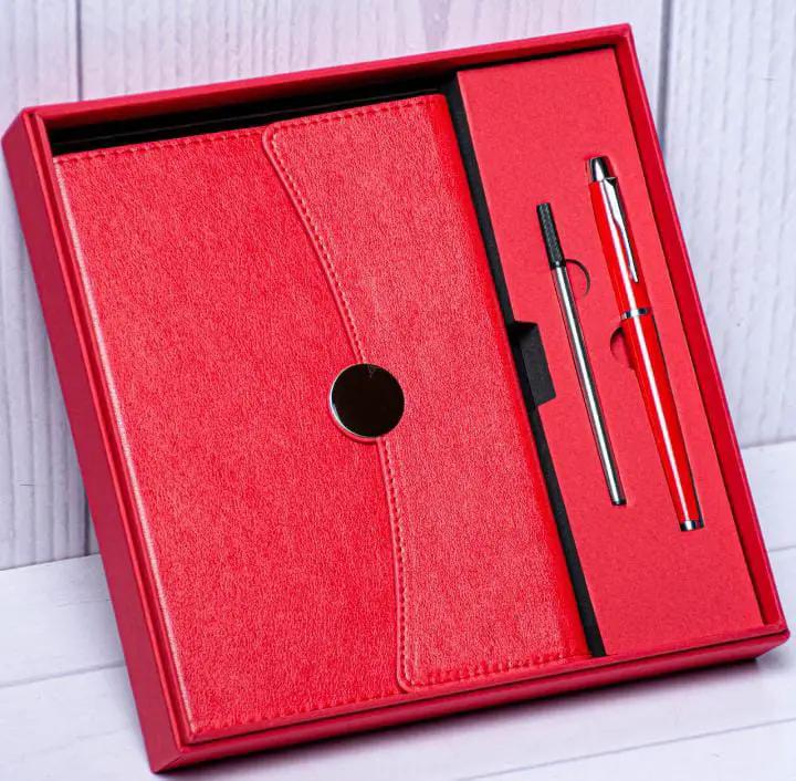 Executive Notebook Gift Set with Refillable Pen Notebooks & Notepads