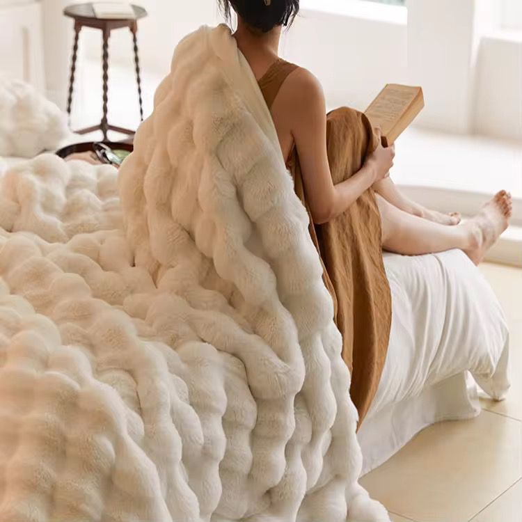 Soft Bubble Winter Throw Blanket 180 × 200 cm