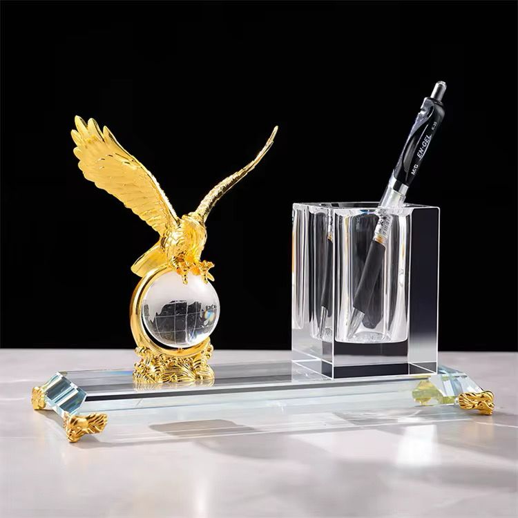 Furaha Finds Eagle Globe Pen Holder Set