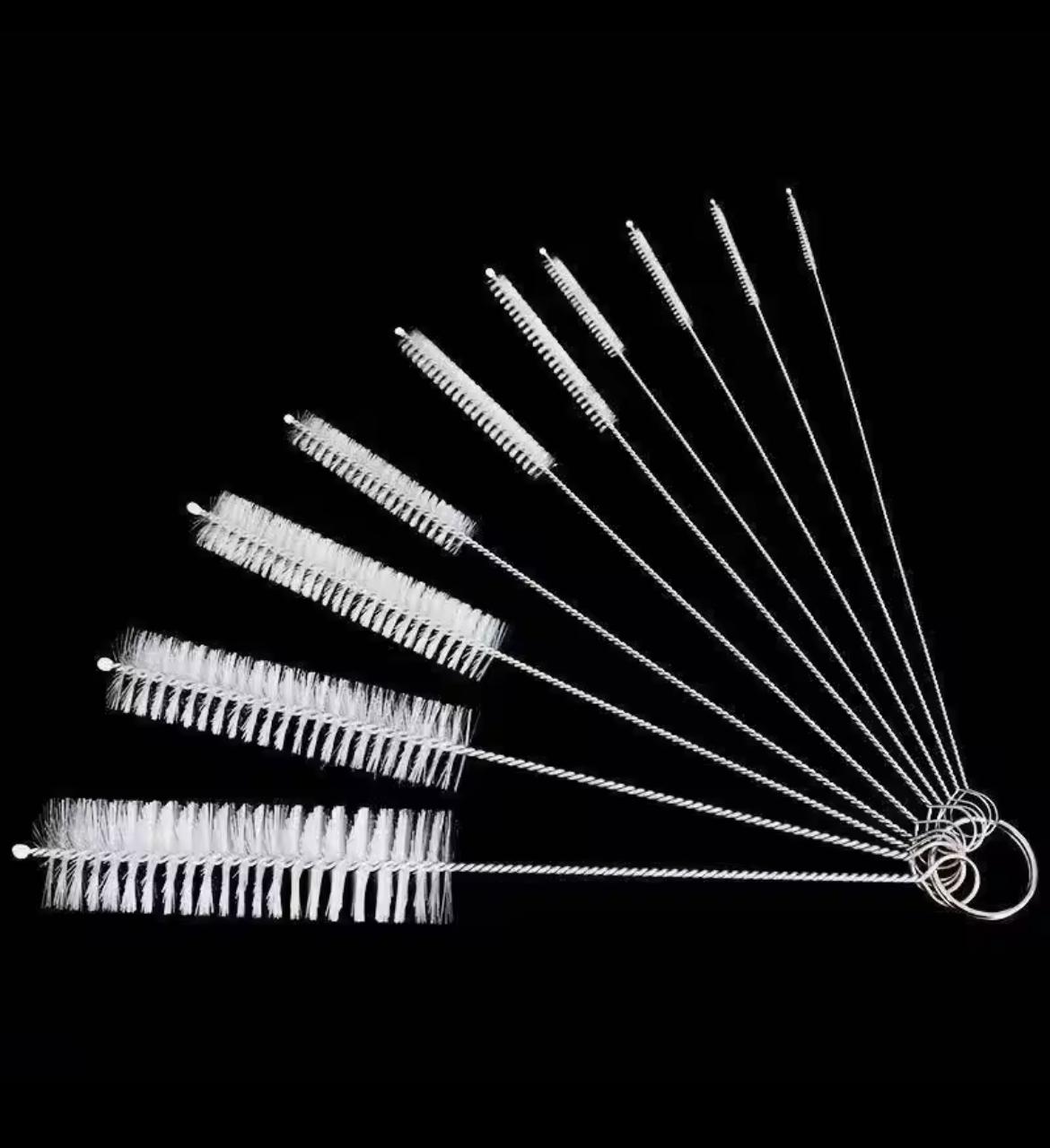 Furaha Finds cleaning brushes.