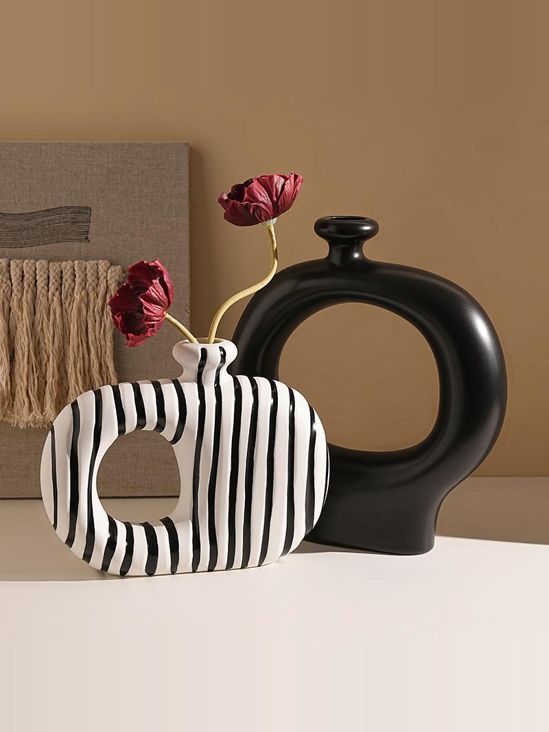 Ceramic Stripped Vase Set – Modern Decorative Design