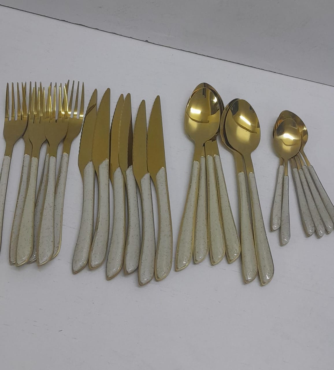 Heavy Duty 24pcs Dining Cutlery Set – Gold Finish