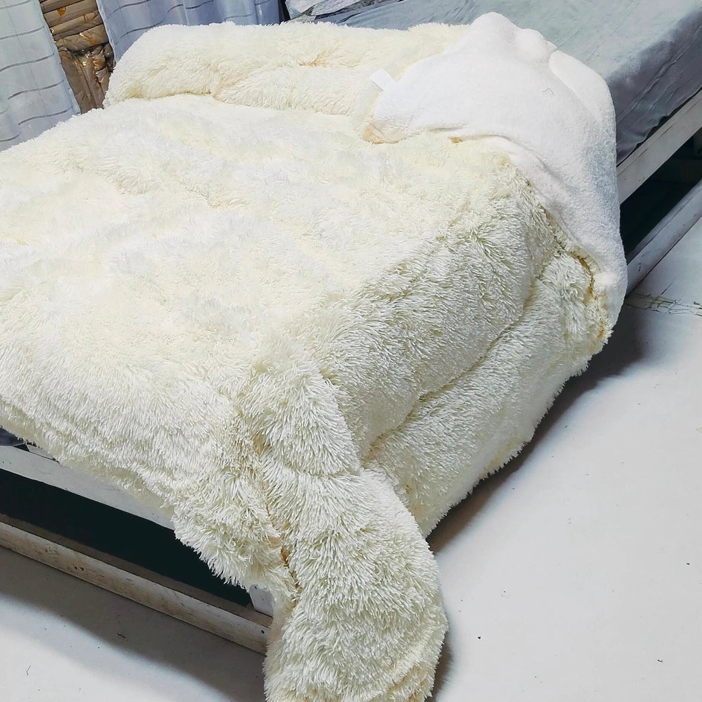 Velvet Plush Fluffy Duvet 6x6 Ultra Soft Fleece Comforter Quilts & Comforters