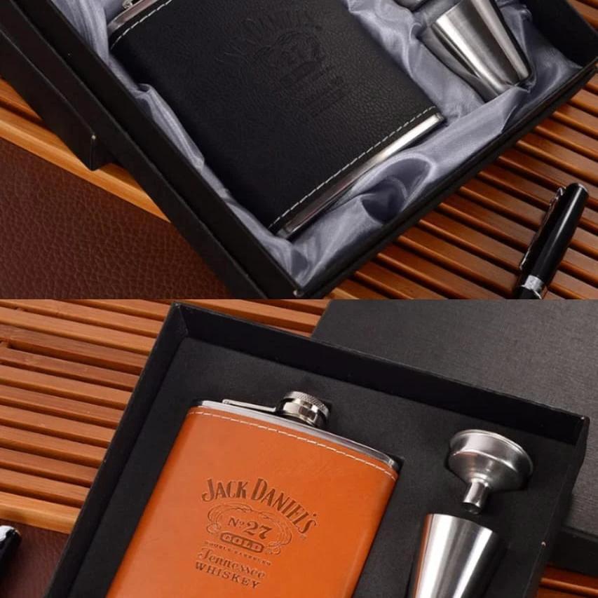 Jack Daniel’s Branded Whiskey Flask Set – 200ml Flask with Two Stainless Steel Tot Glasses Black November Flasks
