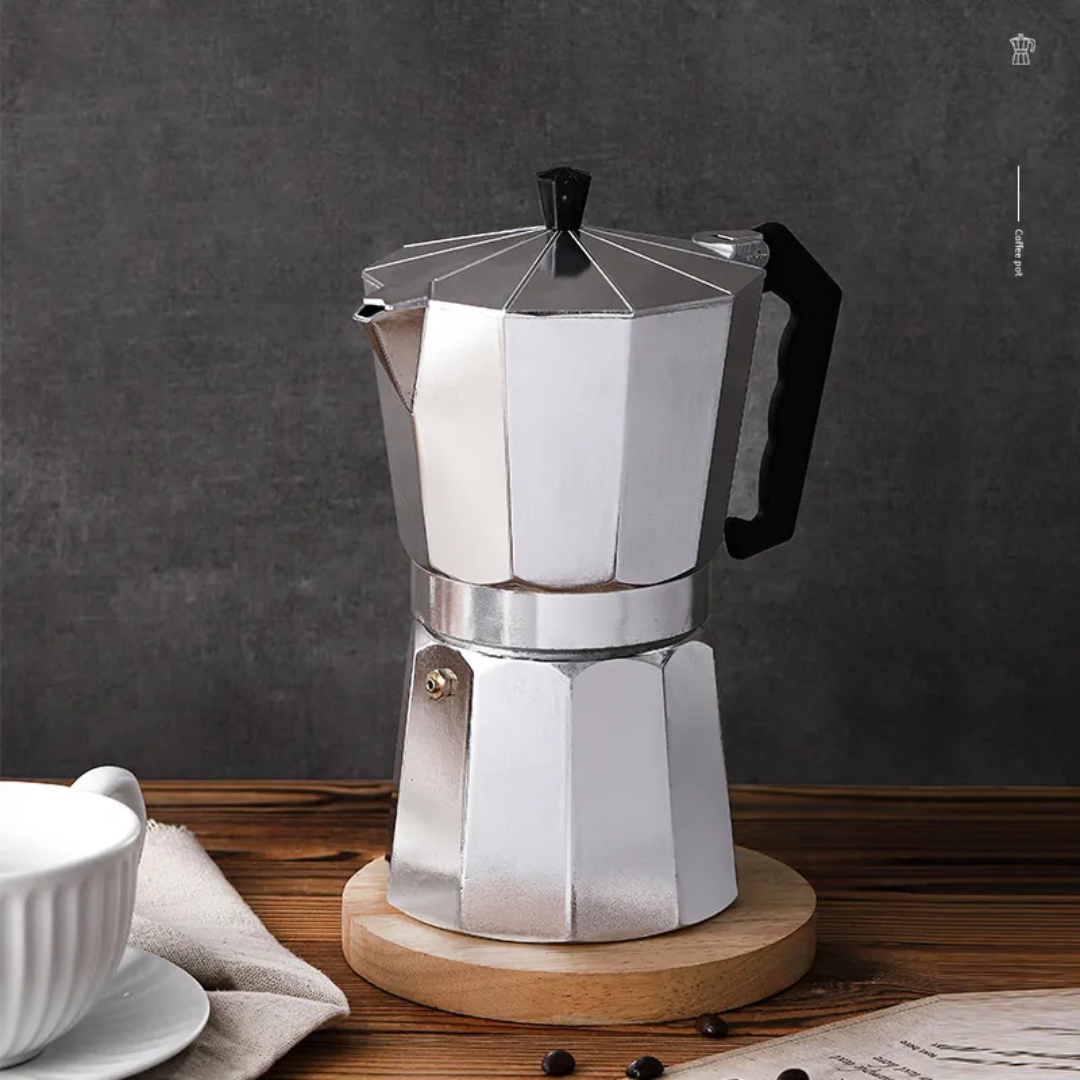 Espresso Coffee Maker 6 Tazze Classic Aluminum Stovetop Brewer for Rich Coffee Flavor