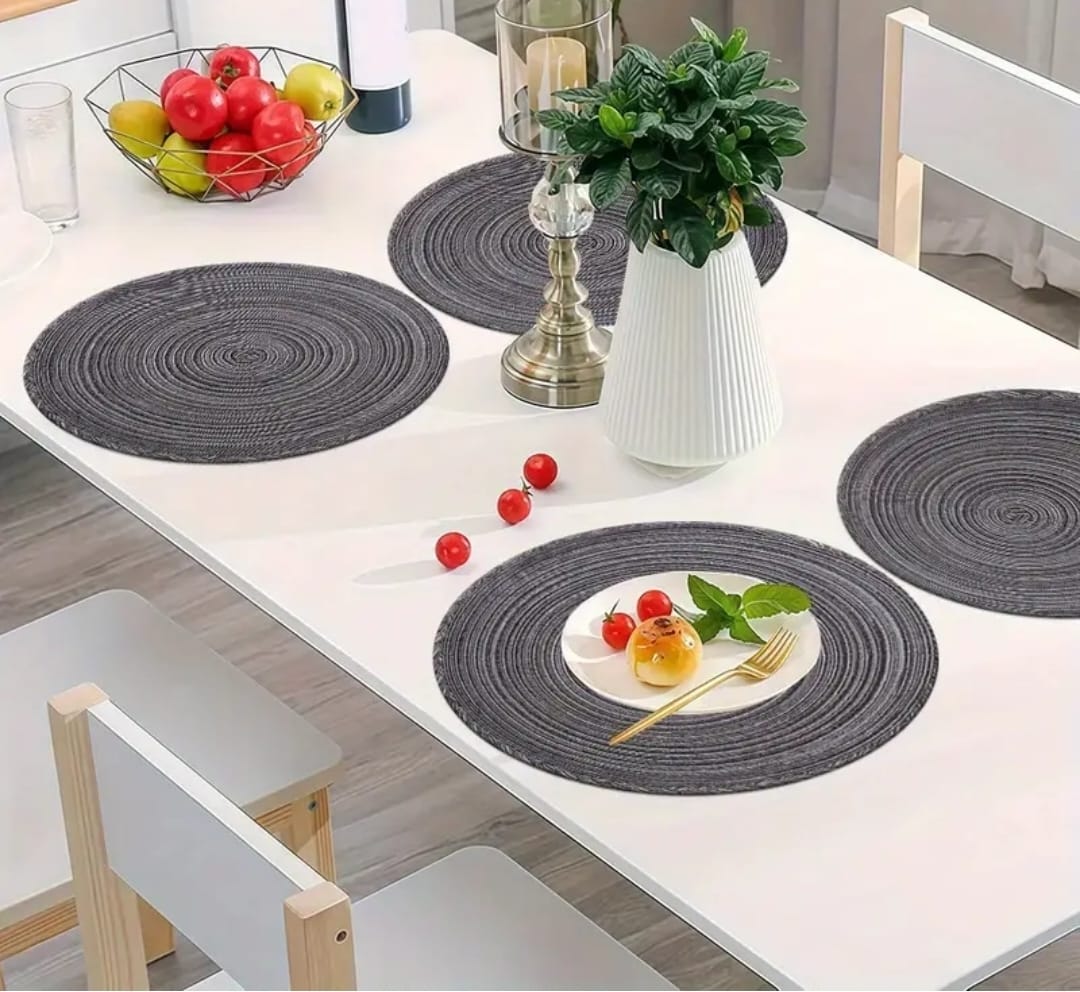6pcs Elegant Round Woven Placemats Durable and Washable