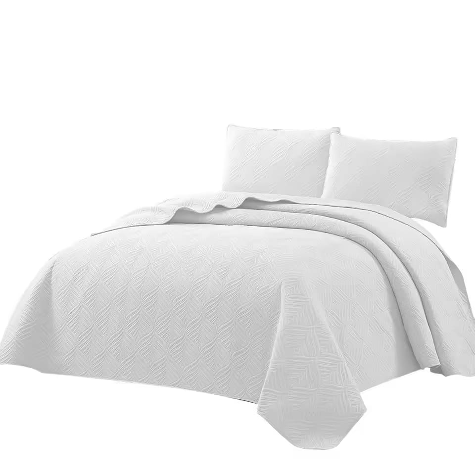 High Quality Ultrasonic Bedspread Set with 2 Pillow Cases Size 6x7