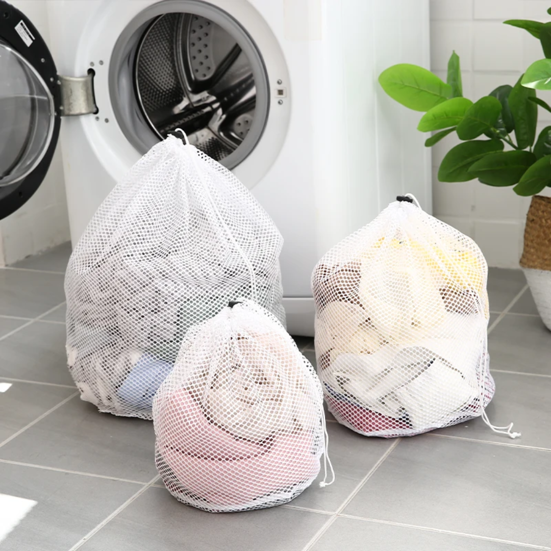 3 Piece Set Reusable Mesh Laundry Net Bags for Washing and Storage