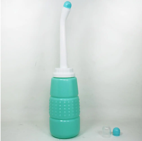 Portable Bidet 350ml with Dual Nozzles and Antislip Handle
