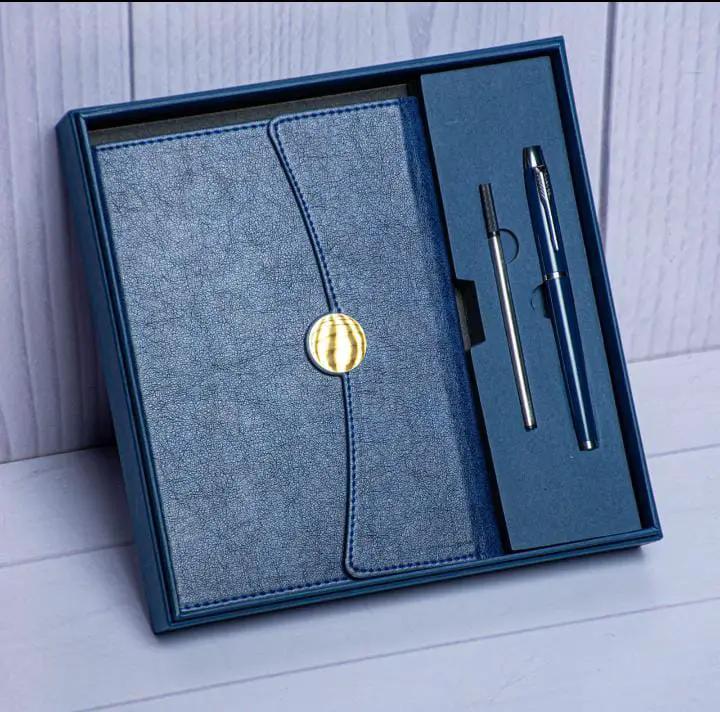 Executive Notebook Gift Set with Refillable Pen Notebooks & Notepads