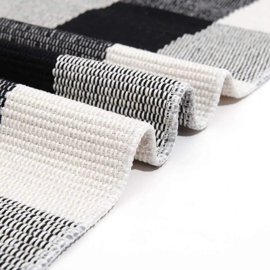 Monochrome Woven Rug 60x90cm Modern Minimalist Checkered Design
