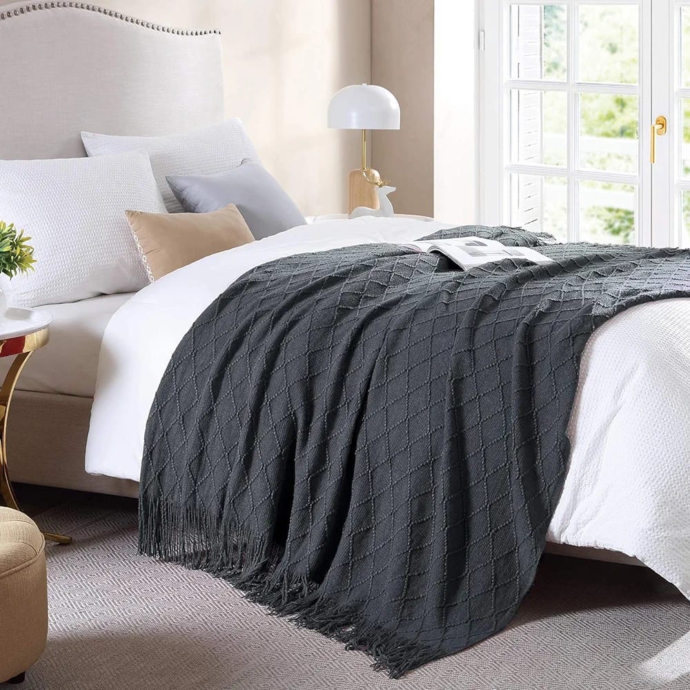 High-Quality Knitted Tassel Throw Blanket Acrylic Cashmere Decorative Sofa and Bed Shawl