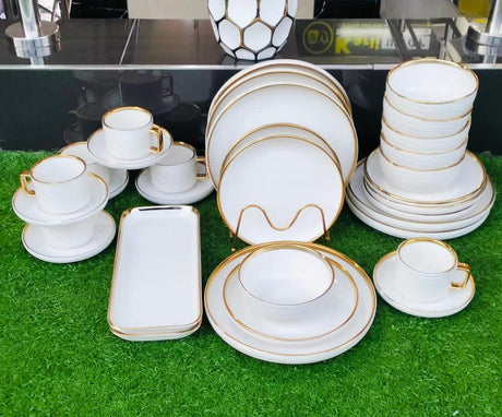 32pcs Elegant European Porcelain Dinner Set – Plates, Bowls, Mugs, and Platters