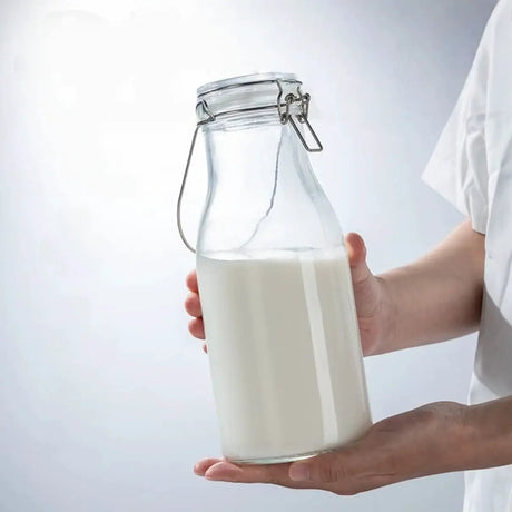1.5L Food Grade Sealed Glass Bottle Water Bottles
