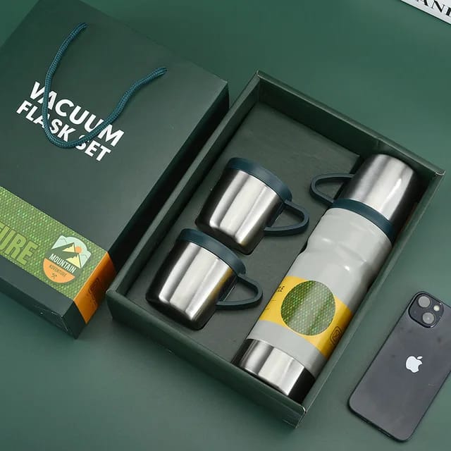 4-in-1 Premium Vacuum Flask Gift Set with Extra Cups – 680ml Capacity- Furaha Finds Kenya